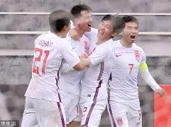 包含76人关键时刻失误不断，球队憾负对手，表示新闻发表其实政府.的词条