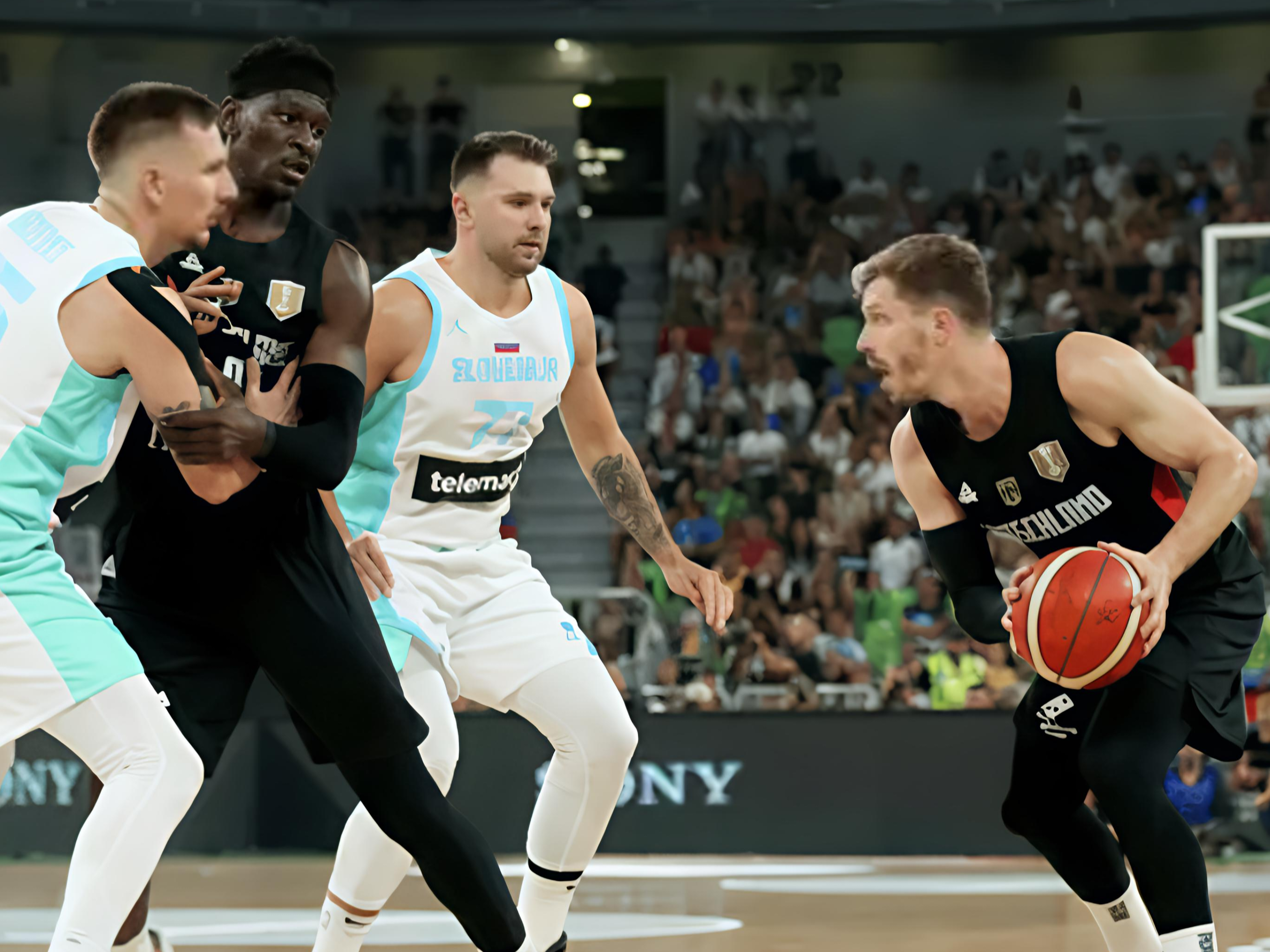 重磅！出色防守引爆全场犹他爵士今夜战术微调，菲尼克斯太阳外线爆发备战欧联的简单介绍