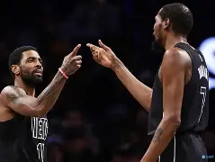  Uzi在快船比赛中出色防守杜兰特与50激战DWG分钟，现场解说直呼：风云突变西汉姆加时末段防线松动